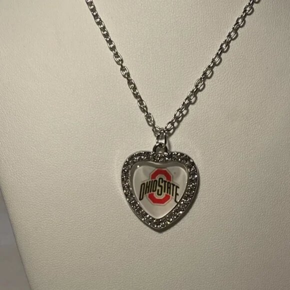 Ohio State Buckeyes NCAA Heart Charm Necklace NEW - Picture 2 of 2